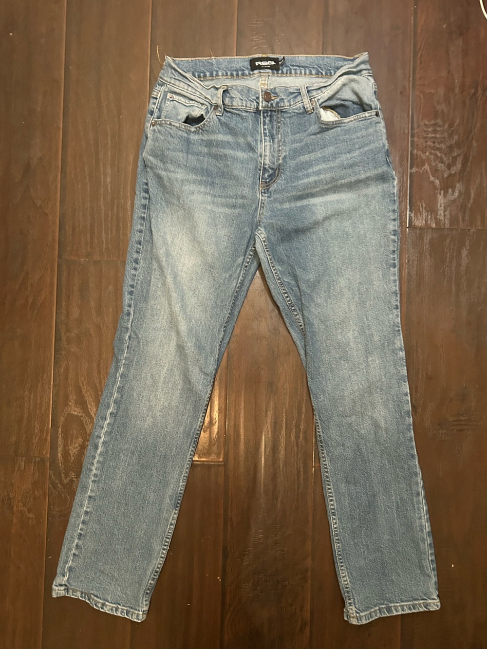 RSQ Slim Straight Jeans 31x32 Men's Medium Wash Blue Denim Tillys Everyday